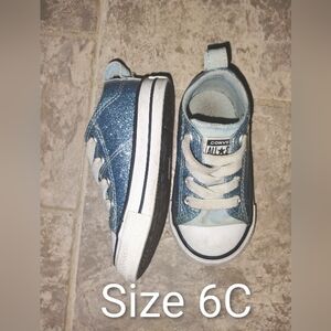 Toddler 6C Converse Kids Sparkling Blue Sneakers